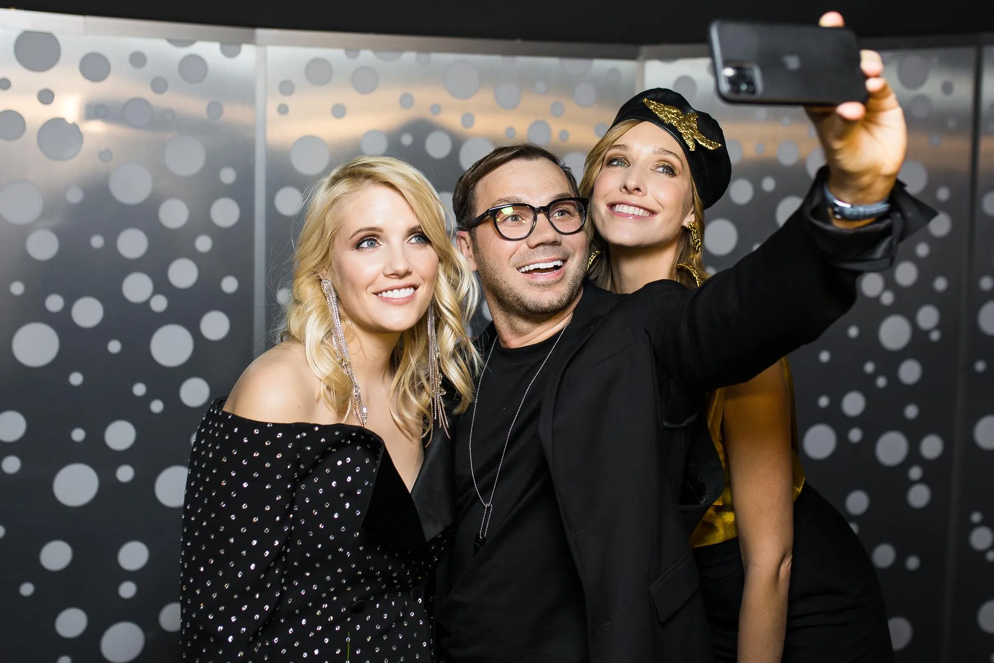 Катя Осадча та Андре Т Катя Осадча та Андре Т