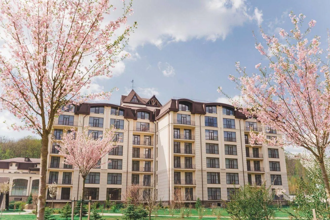 періс гілтон деревенівська купіль періс гілтон деревенівська купіль