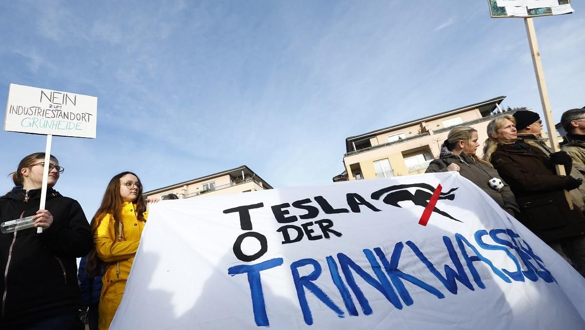 Tesla столкнулась с проблемами в Германии Tesla столкнулась с проблемами в Германии