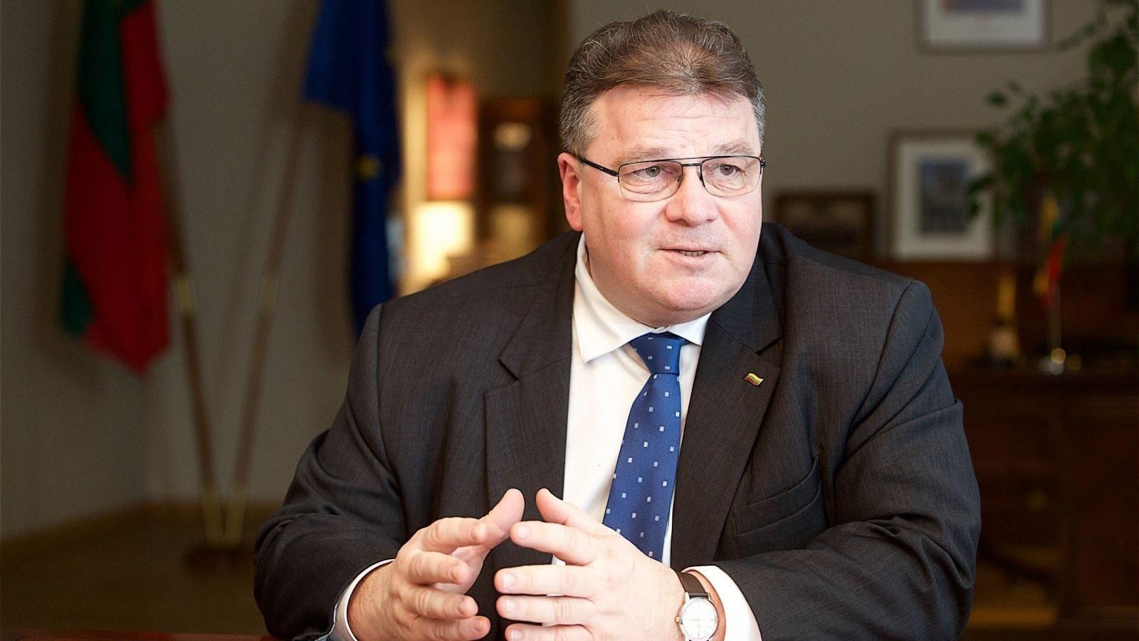 Смертельна атака бойовиків біля Золотого: з’явилася реакція Литви Смертельна атака бойовиків біля Золотого: з’явилася реакція Литви