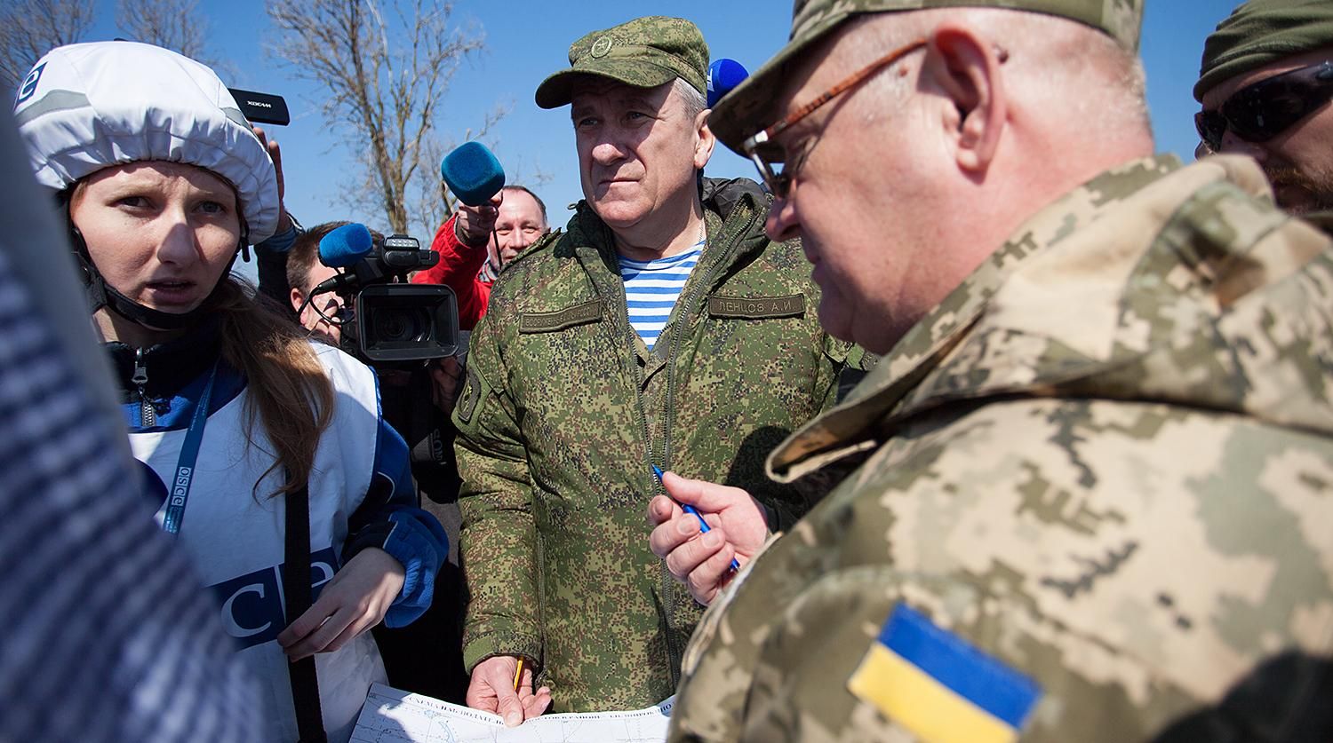 Ініціатива Зеленського про спільні патрулі на Донбасі: що кажуть у "Слузі народу"