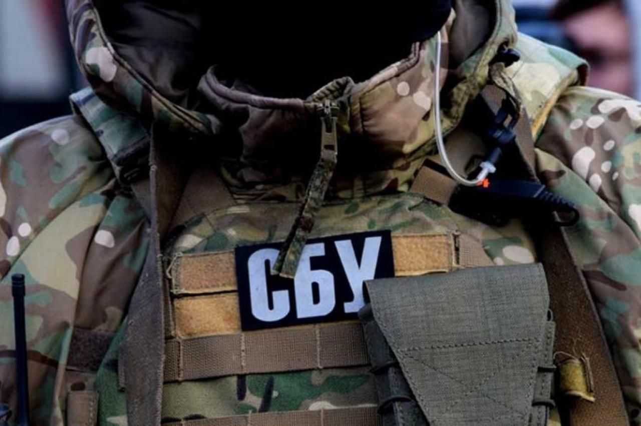 СБУ знайшла у центрі Києва схованку з бойовими гранатами і ртуттю