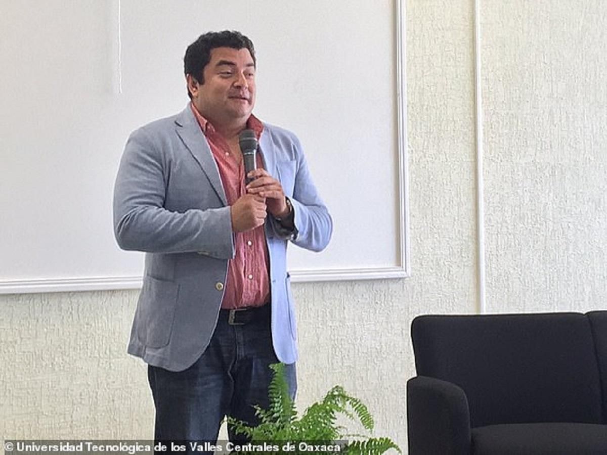 Росія завербувала мексиканця та змусила шпигувати за урядовцем у США: деталі Росія завербувала мексиканця та змусила шпигувати за урядовцем у США: деталі