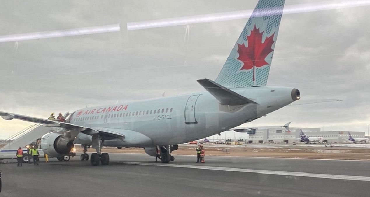 У Канаді пасажирський літак приземлився без одного колеса: відео