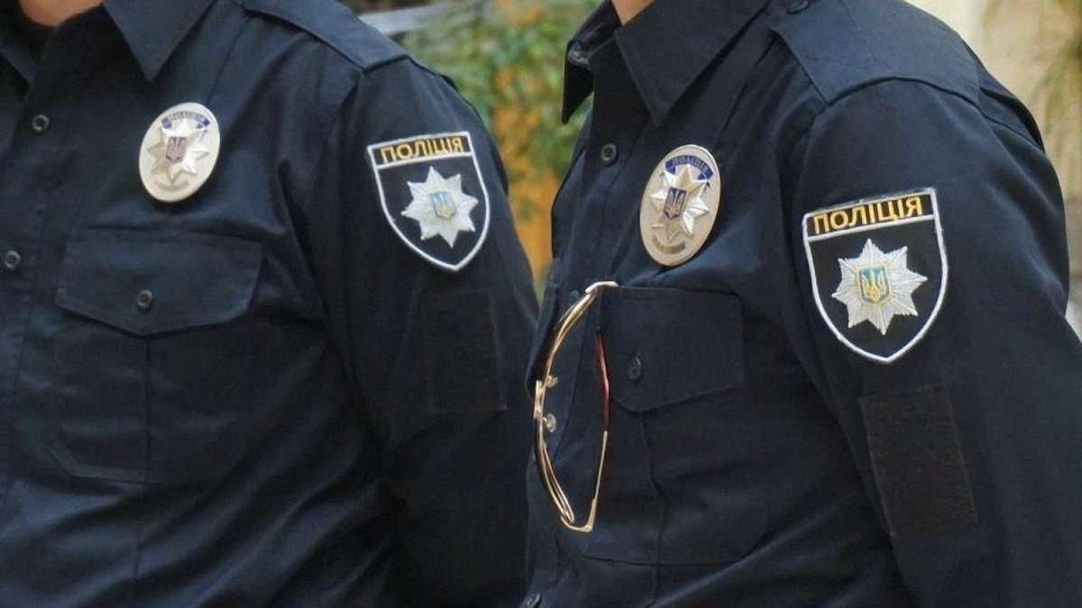 На Чернігівщині матір знайшла повішеним 5-річного хлопчика На Чернігівщині матір знайшла повішеним 5-річного хлопчика