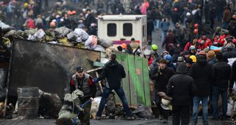Майже чверть українців вважає Майдан антидержавним переворотом: опитування