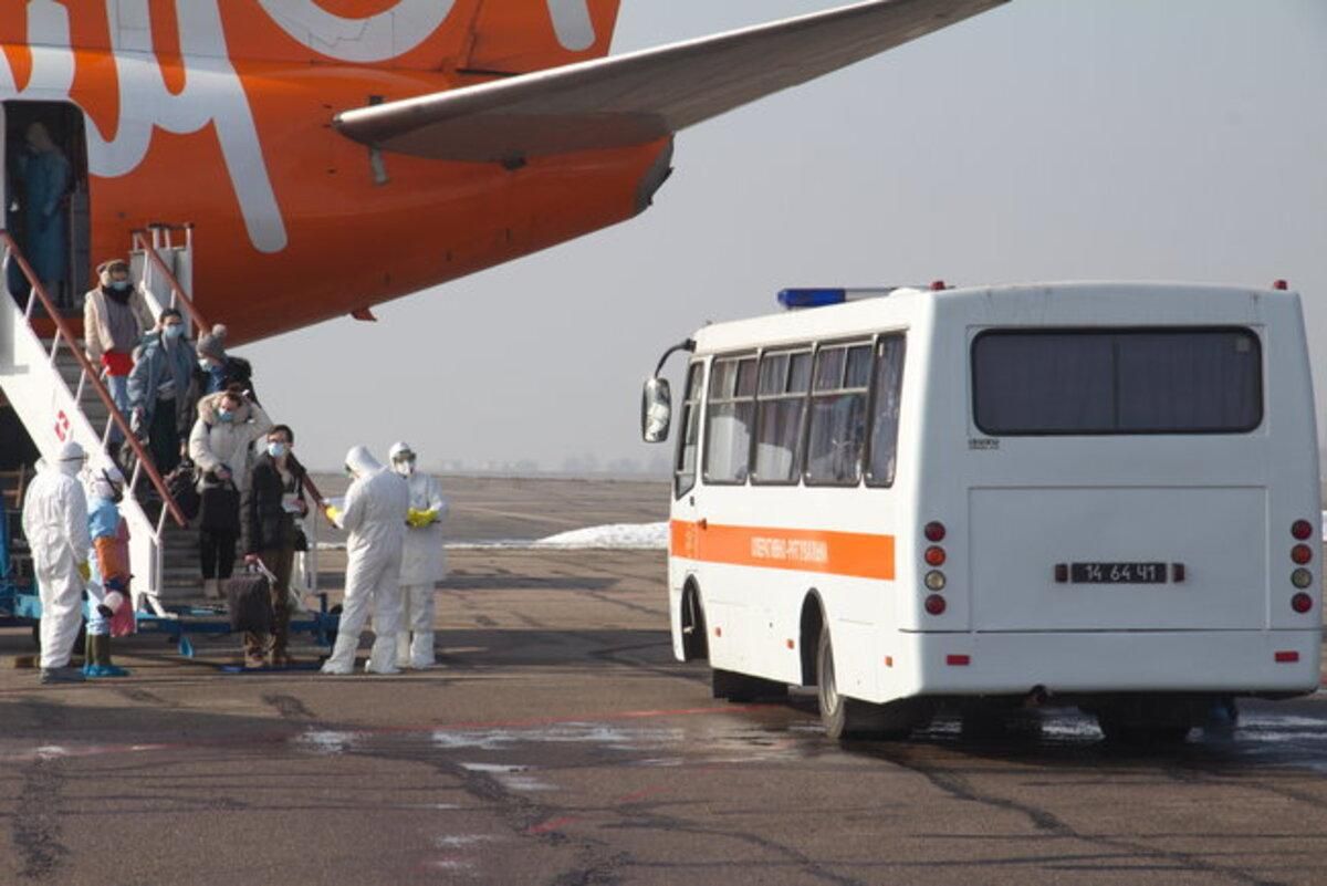 Я не ображаюся, – евакуйований з Уханя українець про протести у Нових Санжарах Я не ображаюся, – евакуйований з Уханя українець про протести у Нових Санжарах