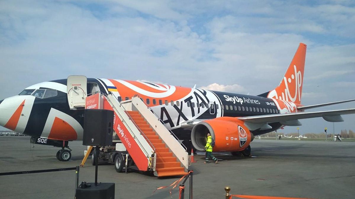 "Шахтар" відправить свій літак за українцями в Ухань: процес особисто контролює Зеленський "Шахтар" відправить свій літак за українцями в Ухань: процес особисто контролює Зеленський