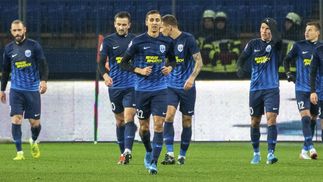 "Десна" разгромила "Мариуполь" и сократила отставание от "Динамо": видео