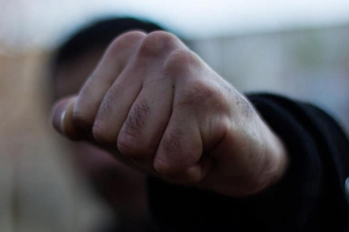 Массовая драка подростков в Харькове: видео Массовая драка подростков в Харькове: видео