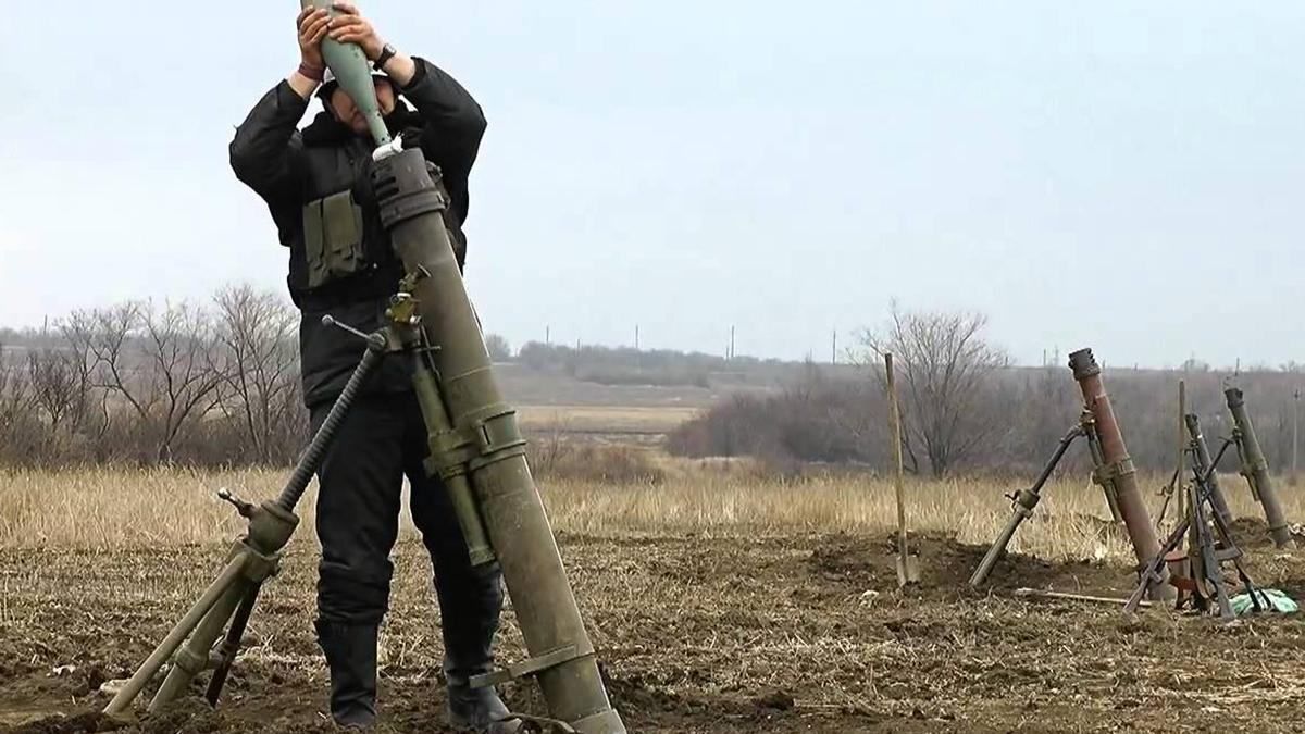 Окупанти продовжують накривати мінами українських воїнів на Донбасі 