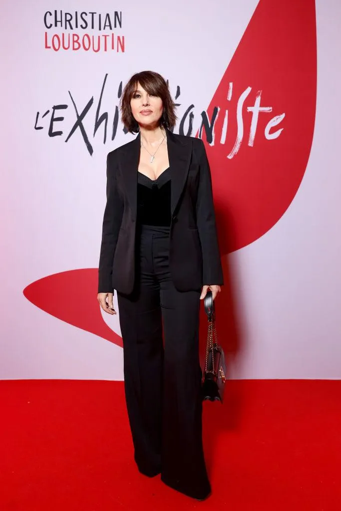 Моніка Беллуччі побувала на виставці Крістіана Лубутена Моніка Беллуччі побувала на виставці Крістіана Лубутена