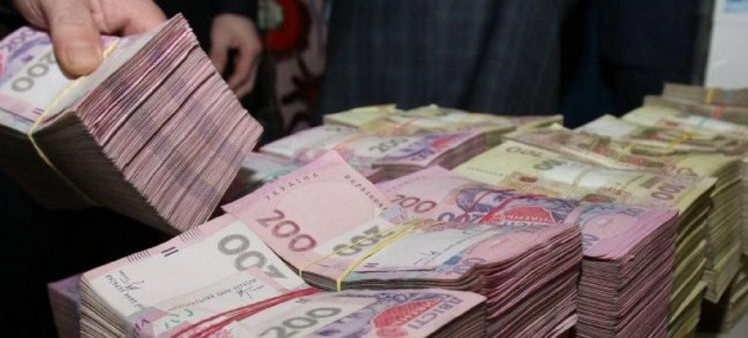 Українці мають заощаджень у банках на майже 500 мільярдів гривень