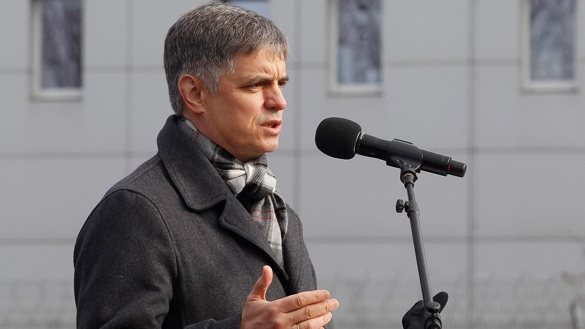 Україна готує план "Б" щодо Донбасу: нові подробиці від Пристайка Україна готує план "Б" щодо Донбасу: нові подробиці від Пристайка