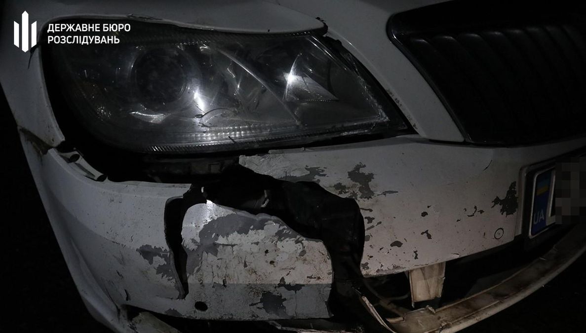 Полицейский насмерть сбил велосипедистку на Хмельнитчине: фото с места ДТП Полицейский насмерть сбил велосипедистку на Хмельнитчине: фото с места ДТП