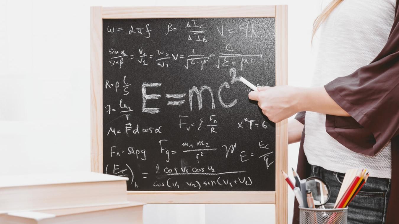 Сколько украинцев поддерживают русскоязычное образование в школах – опрос Сколько украинцев поддерживают русскоязычное образование в школах – опрос