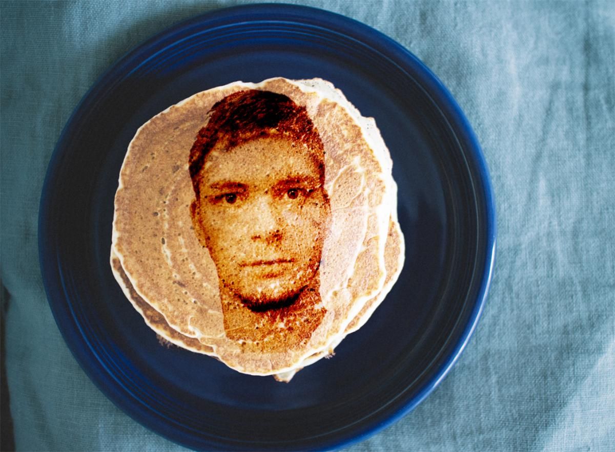 Британські копи зобразили злочинців на млинцях – Гуд найт Юкрейн Британські копи зобразили злочинців на млинцях – Гуд найт Юкрейн