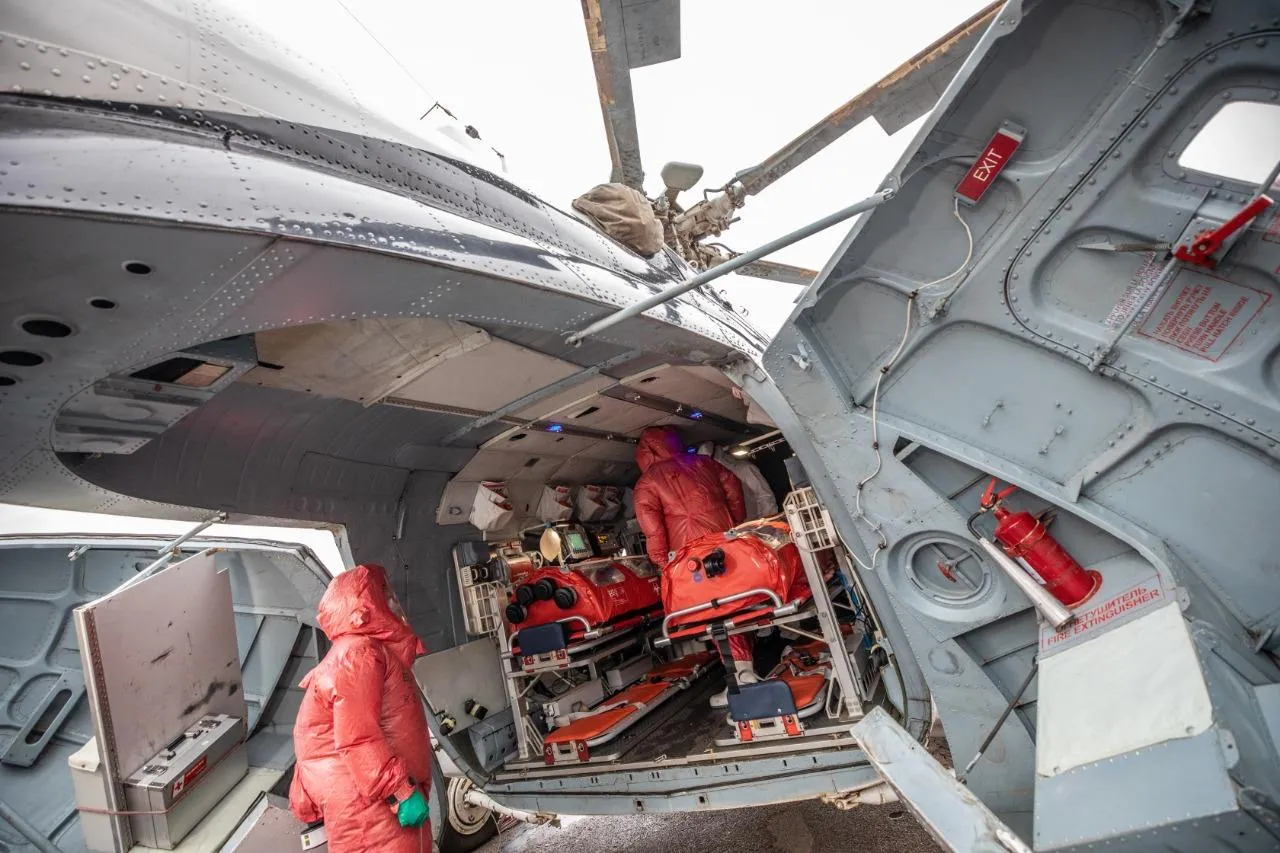 Вертоліт Мі-8 Жуляни Вертоліт Мі-8 Жуляни
