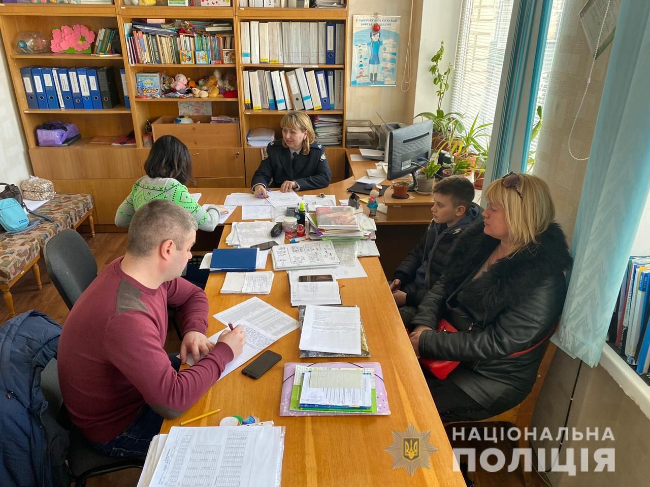 Школьники в Херсоне жестоко издевались над одноклассником: видео