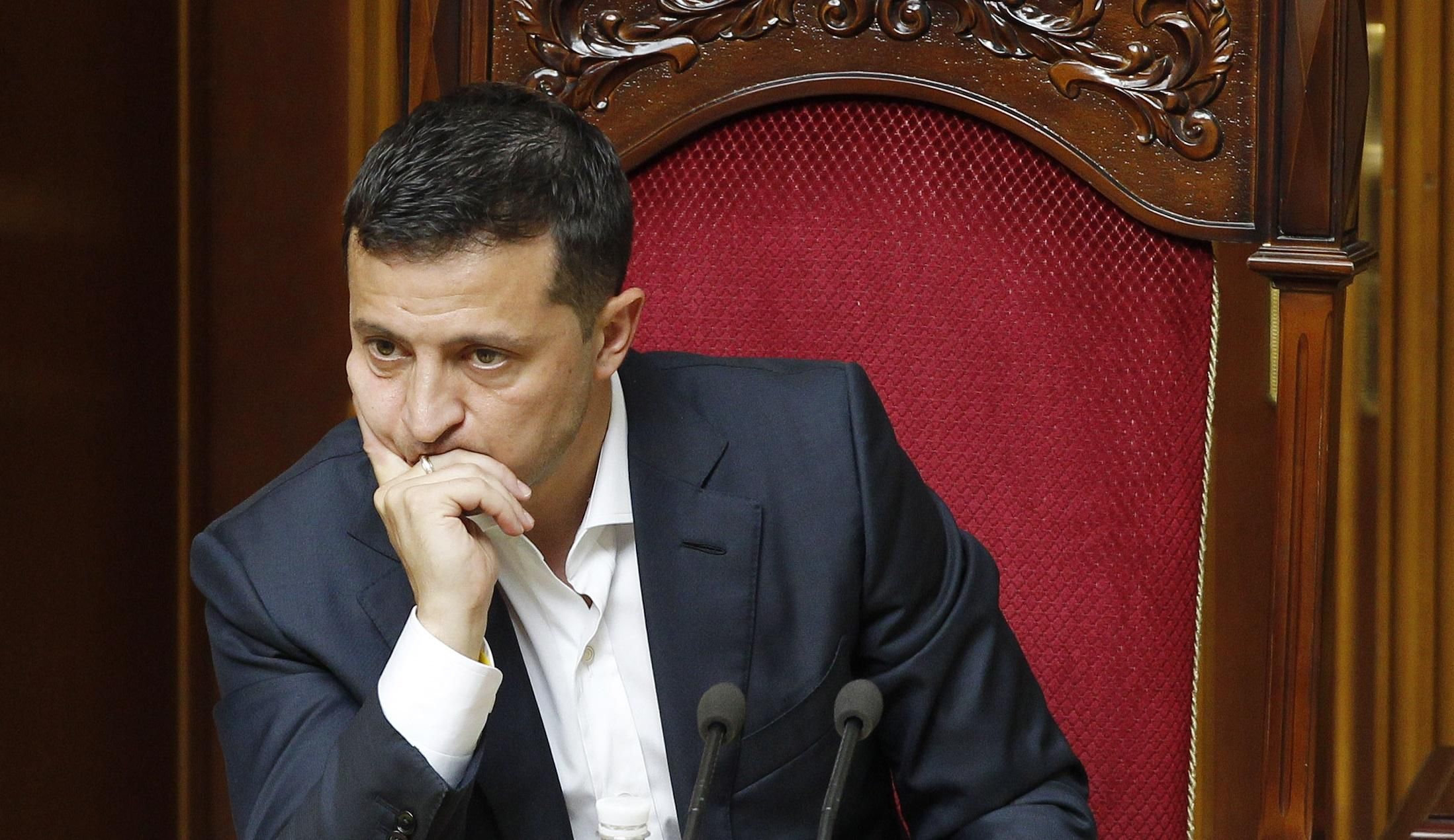 Зеленський скликає Раду: ЗМІ з'ясували, яких міністрів можуть звільнити Зеленський скликає Раду: ЗМІ з'ясували, яких міністрів можуть звільнити