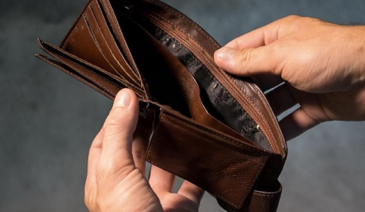 Работодатели задолжали украинцам свыше 3 миллиардов гривен зарплаты: детали Работодатели задолжали украинцам свыше 3 миллиардов гривен зарплаты: детали