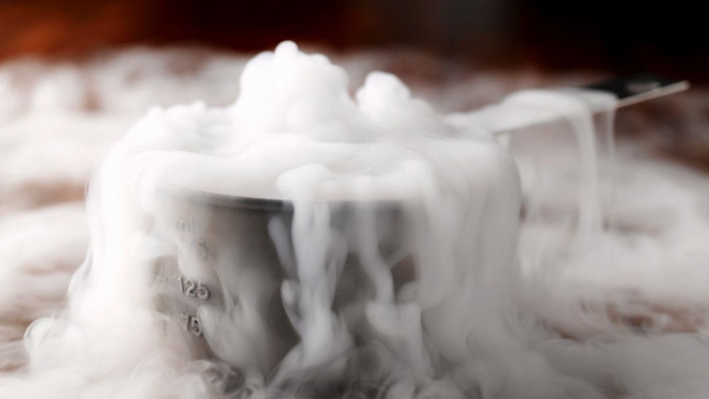 Сухой лёд – что это и чем опасен сухой лёд для жизни Сухой лёд – что это и чем опасен сухой лёд для жизни