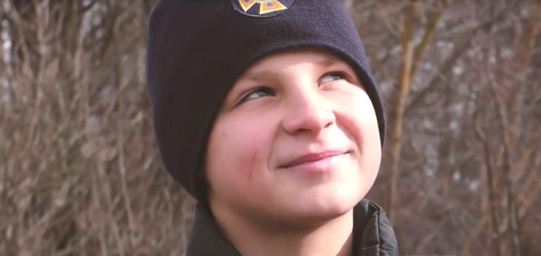 13-річний школяр на Львівщині проповз 20 метрів теплотрасою, щоб врятувати собаку: відео 13-річний школяр на Львівщині проповз 20 метрів теплотрасою, щоб врятувати собаку: відео