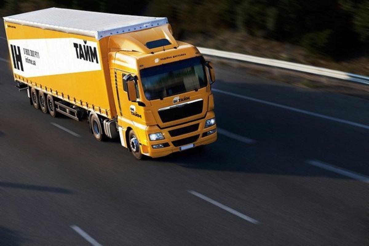 Служба доставки "Ін тайм" призупинила роботу: тисячі посилок зависли у дорозі Служба доставки "Ін тайм" призупинила роботу: тисячі посилок зависли у дорозі