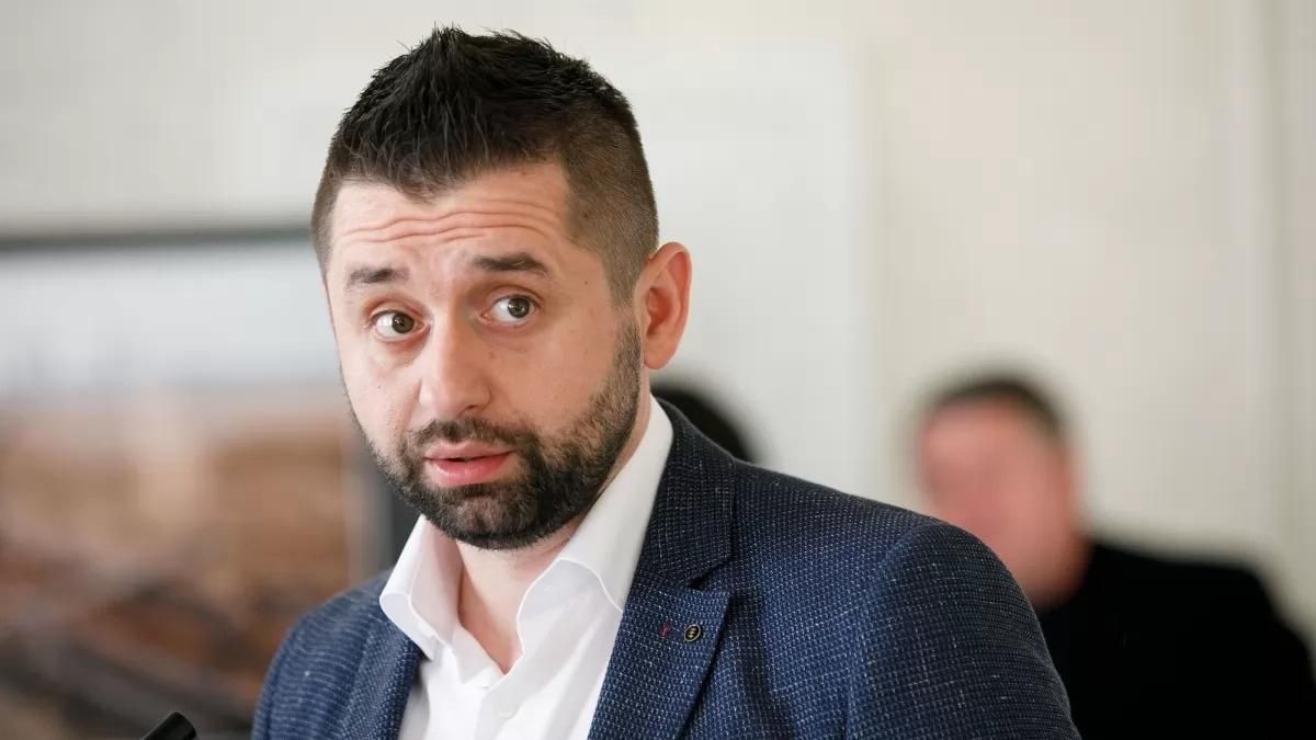 Останется ли Гончарук премьером: мнение Арахамии Останется ли Гончарук премьером: мнение Арахамии