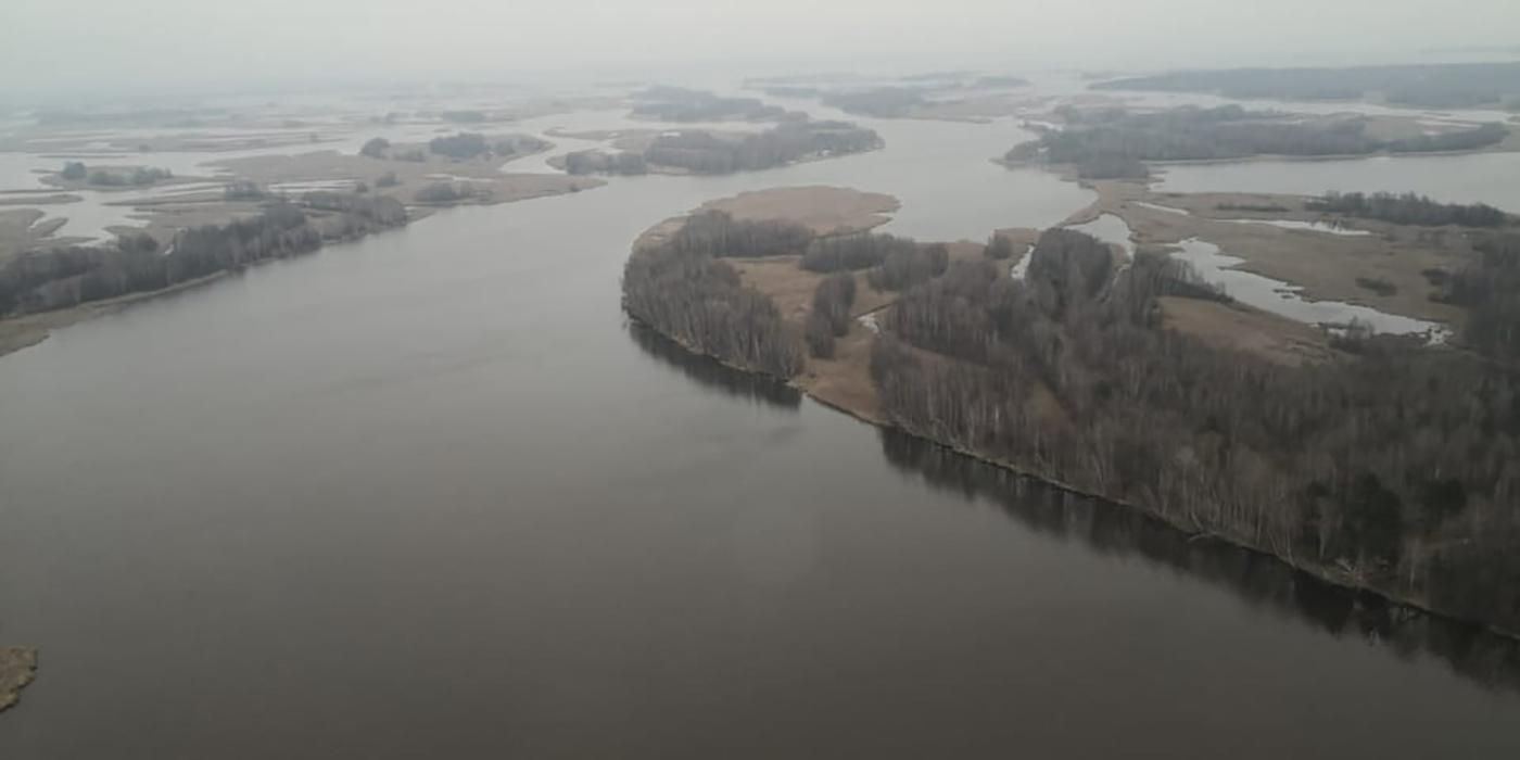 На Київщині знайшли тіло одного з двох зниклих рибалок: рятувальники залучили вертоліт На Київщині знайшли тіло одного з двох зниклих рибалок: рятувальники залучили вертоліт