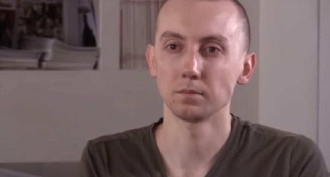 Звільненим з полону українцям почали виплачувати обіцяні 100 тисяч гривень Звільненим з полону українцям почали виплачувати обіцяні 100 тисяч гривень