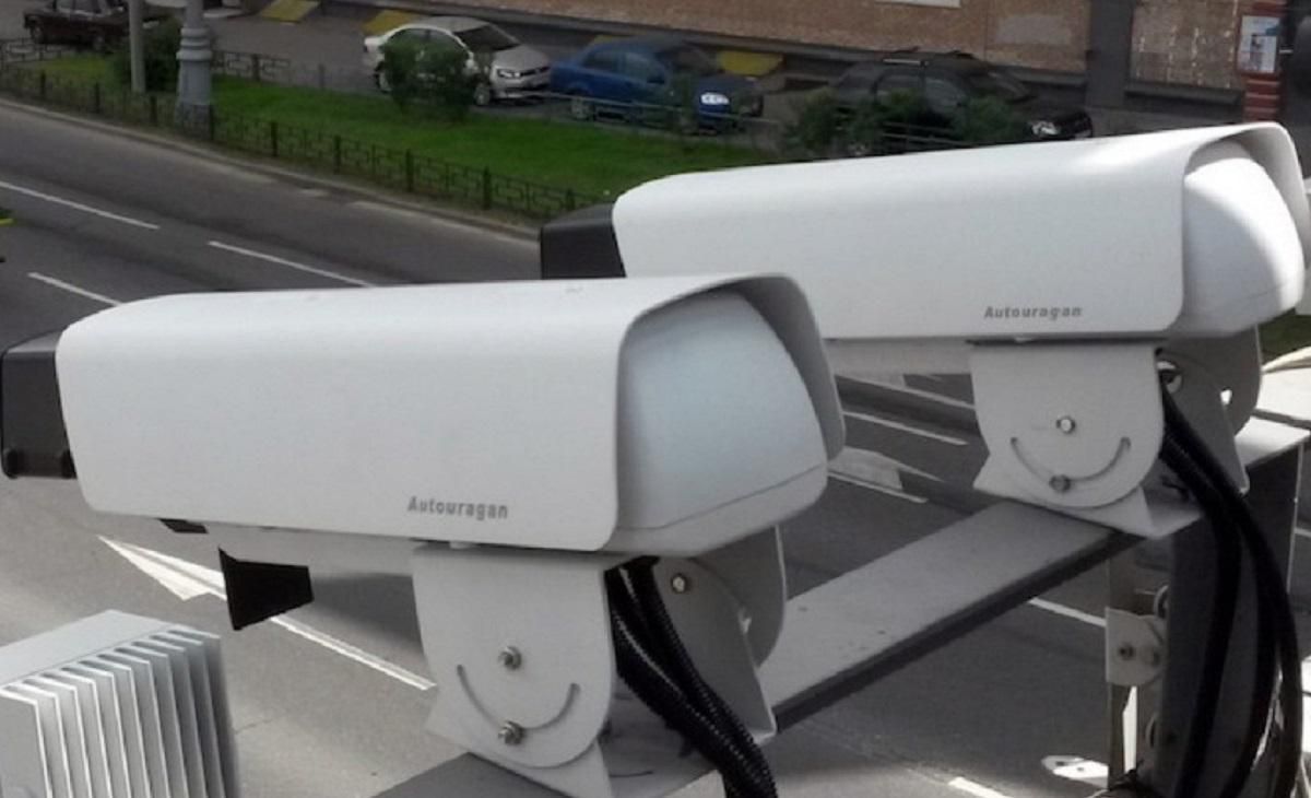 В Украине запускают глобальную видеофиксацию нарушений ПДД, – Аваков
В Украине запускают глобальную видеофиксацию нарушений ПДД, – Аваков