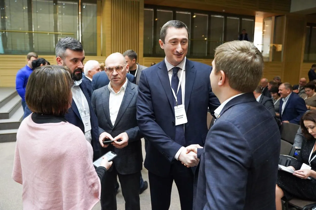 Олексій Чернишов Олексій Чернишов