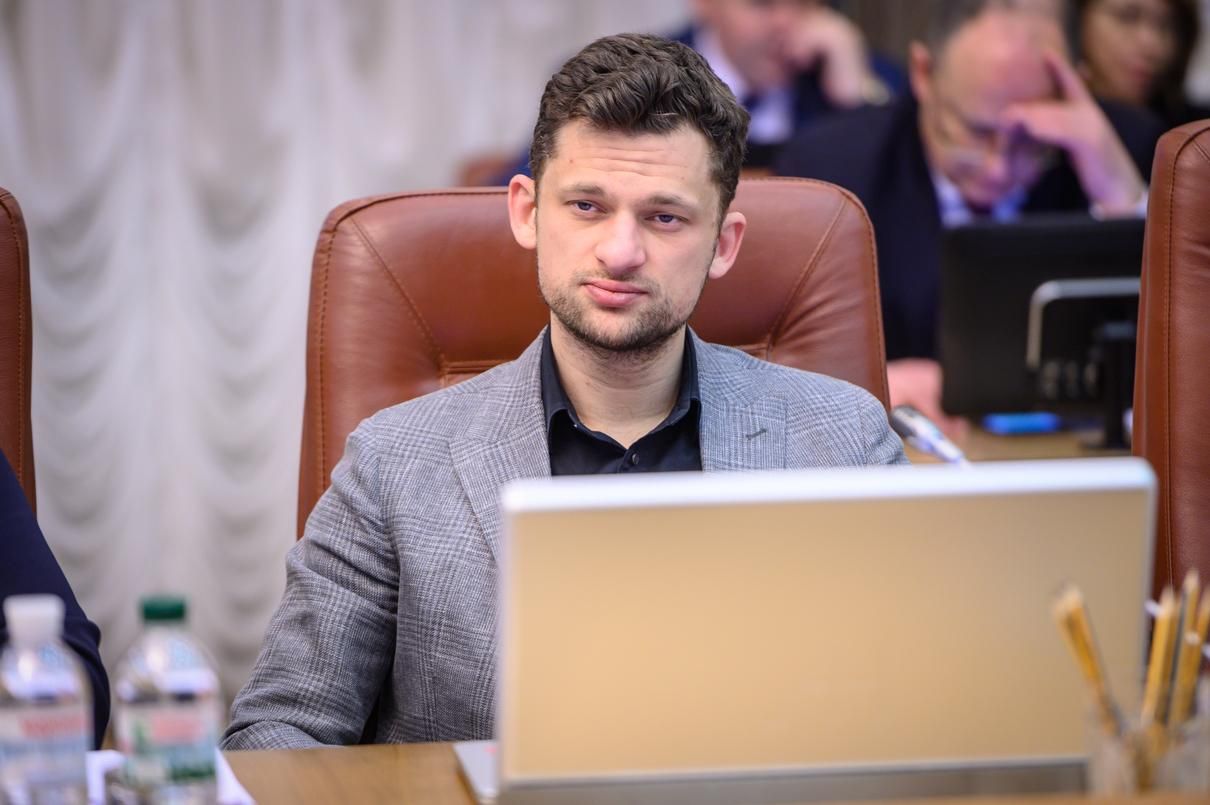 Шмигаль розповів, чи залишиться Дмитро Дубілет в уряді Шмигаль розповів, чи залишиться Дмитро Дубілет в уряді