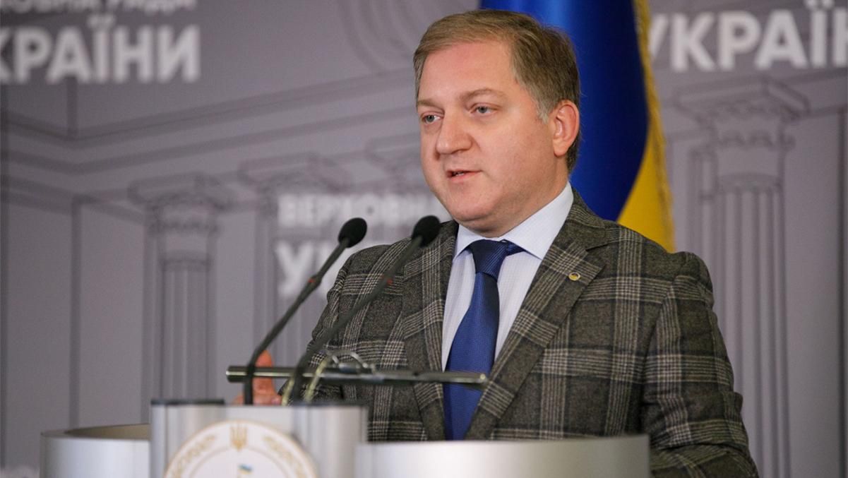 Нардеп від ОПЗЖ Волошин зустрічався з зараженим коронавірусом французьким депутатом 