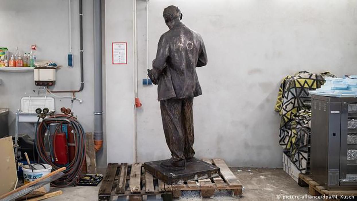 В Западной Германии появится первый в истории памятник Ленину: как это могло произойти