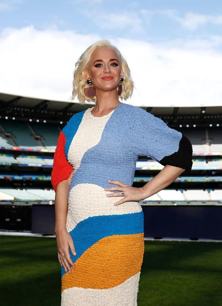 Вагітна Кеті Перрі Вагітна Кеті Перрі