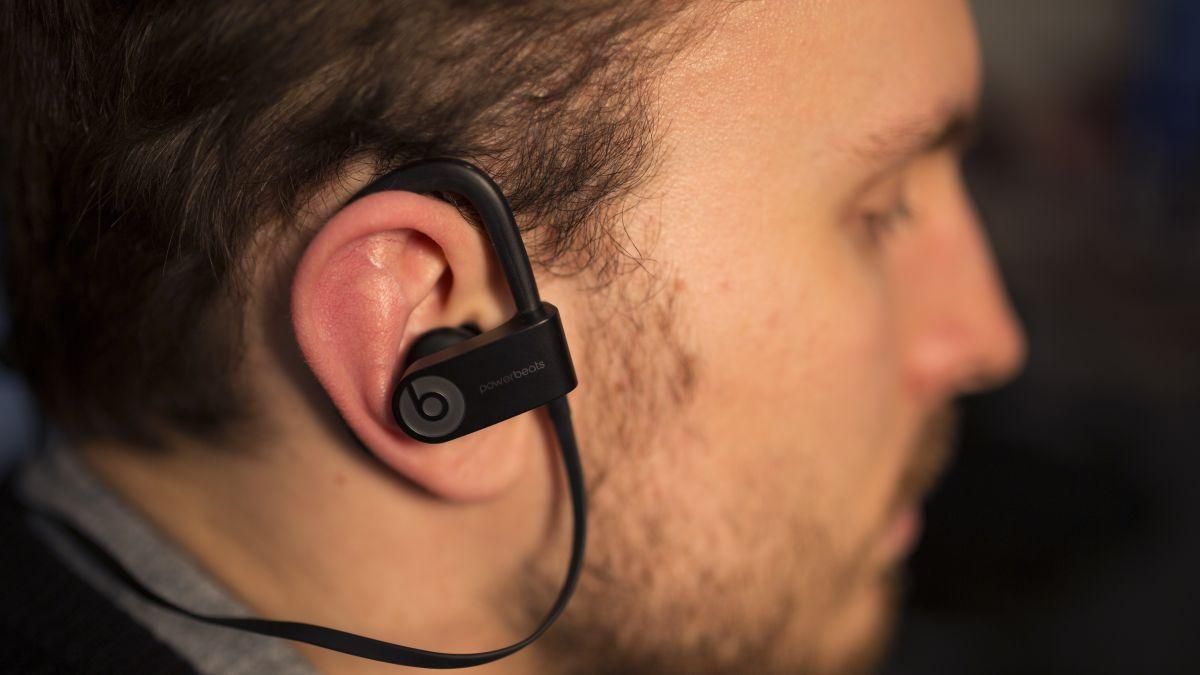 Apple Powerbeats 4: що відомо про нові бездротові навушники Apple Powerbeats 4: що відомо про нові бездротові навушники