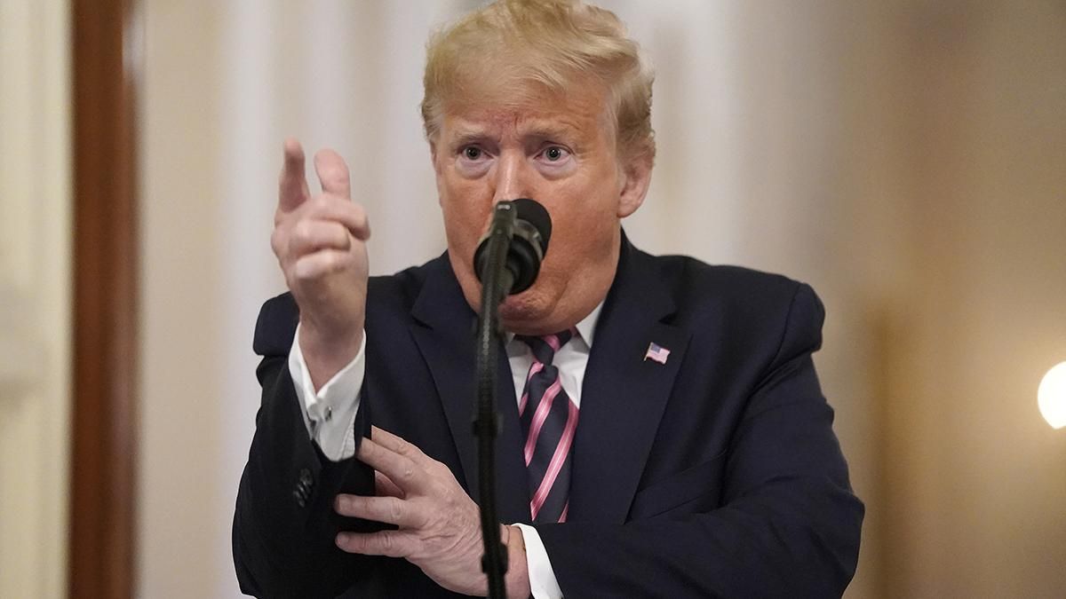 У Білому домі визнали, що Трамп не проходив тест на коронавірус У Білому домі визнали, що Трамп не проходив тест на коронавірус