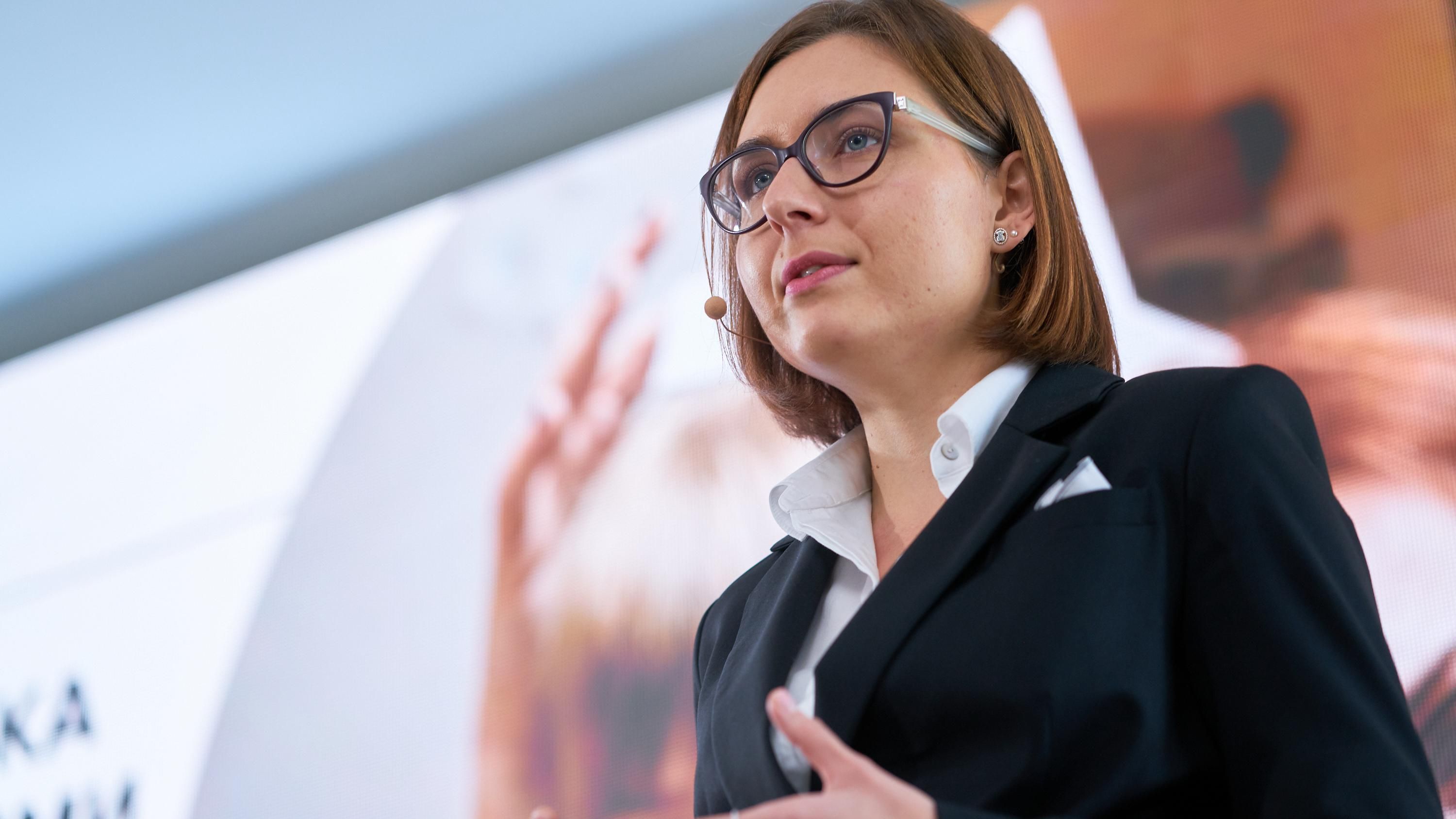 В Міносвіти важко набрати працівників, – Новосад В Міносвіти важко набрати працівників, – Новосад