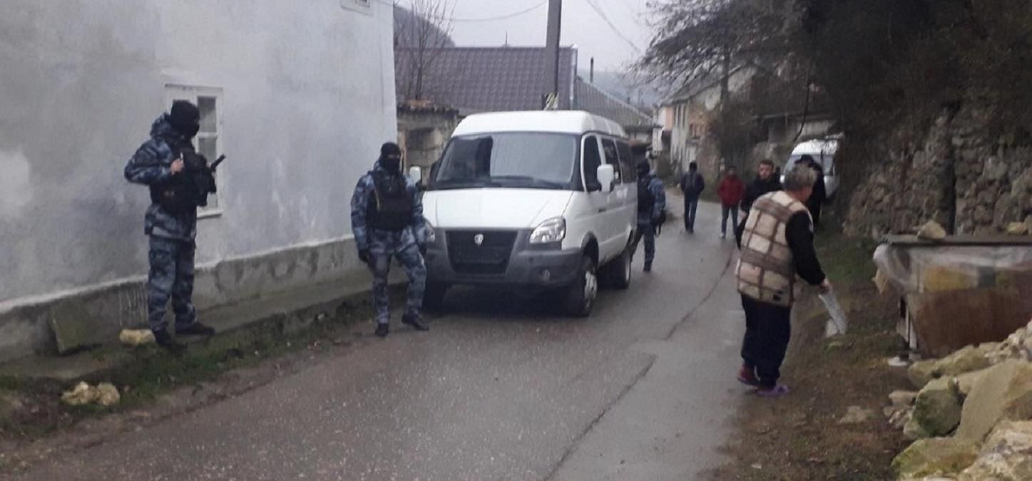 Окупанти проводять обшуки у кримських татар у Бахчисараї: реакція прокуратури Криму Окупанти проводять обшуки у кримських татар у Бахчисараї: реакція прокуратури Криму