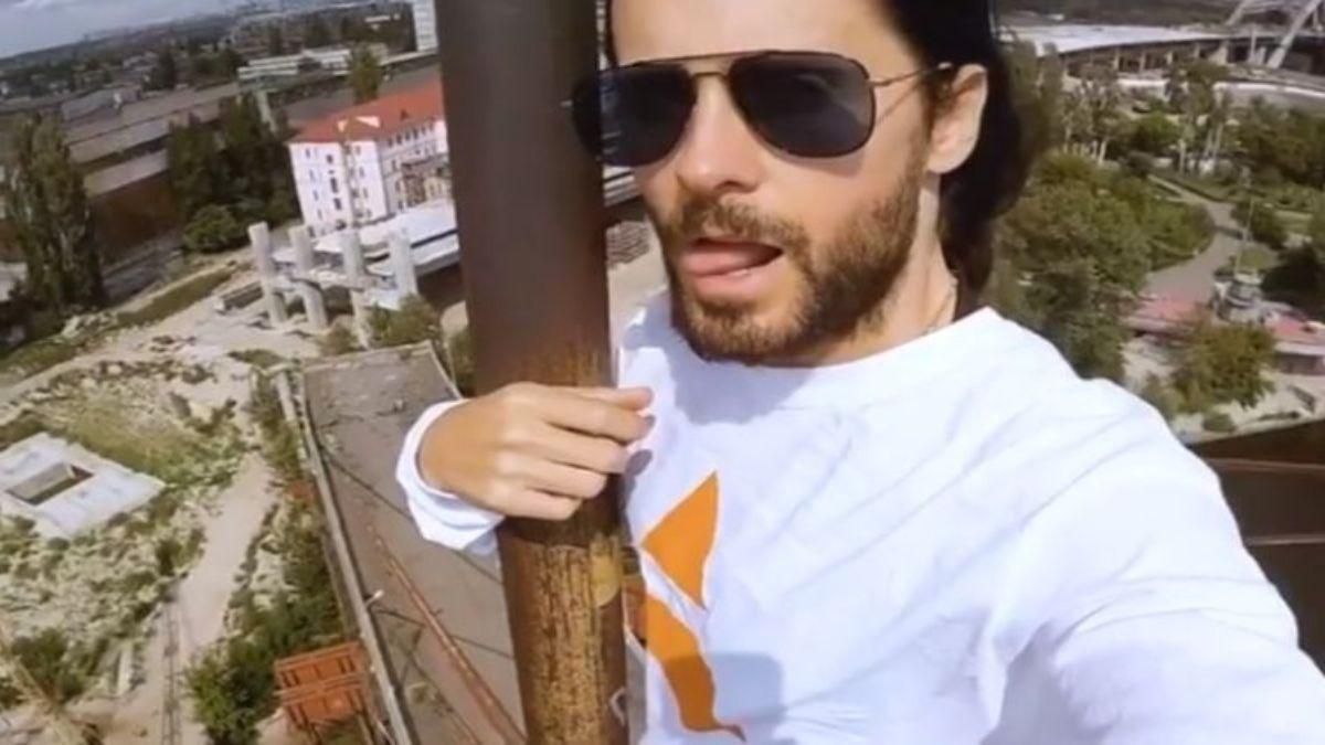 Джаред Лето підкорив Рибальський міст і запропонував назвати його своїм іменем Джаред Лето підкорив Рибальський міст і запропонував назвати його своїм іменем