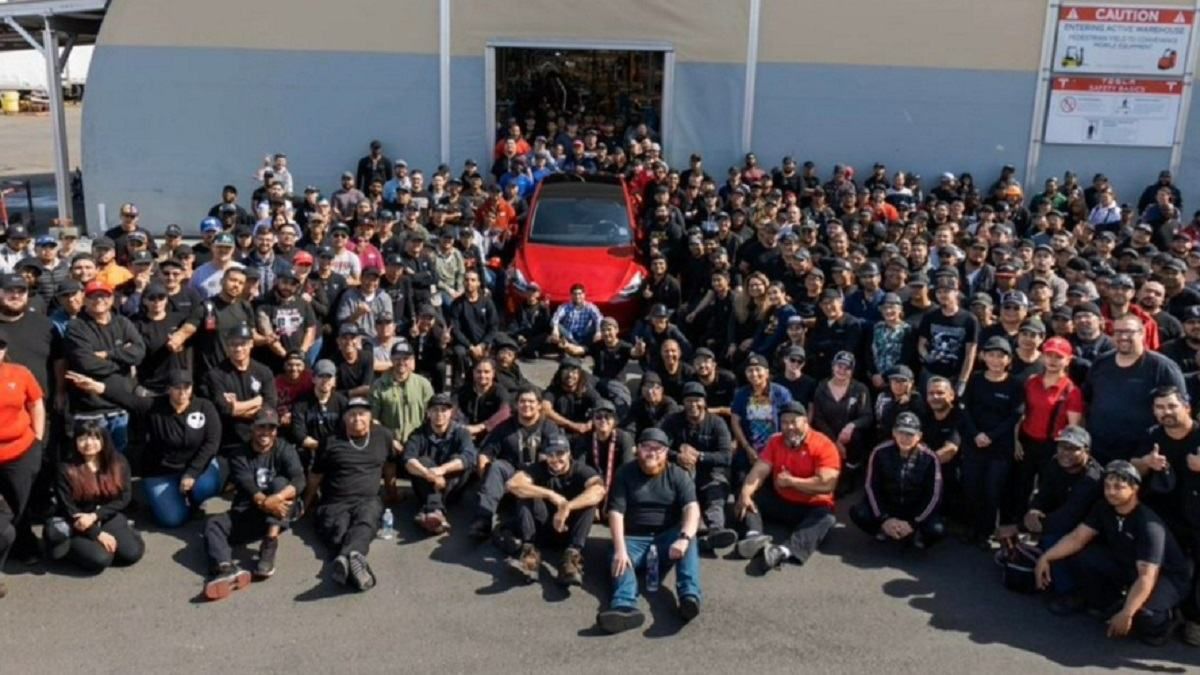 Tesla – первый автопроизводитель, который выпустил миллион электромобилей Tesla – первый автопроизводитель, который выпустил миллион электромобилей