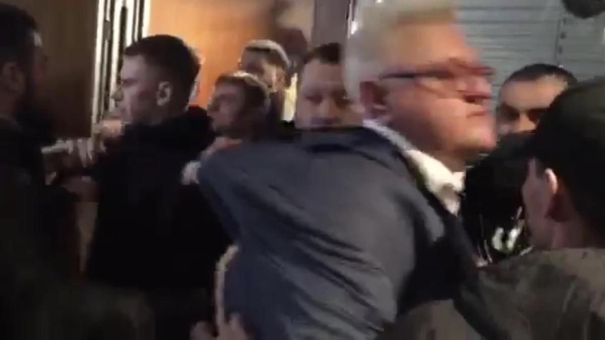 Сивохо побили: відео Сивохо побили: відео