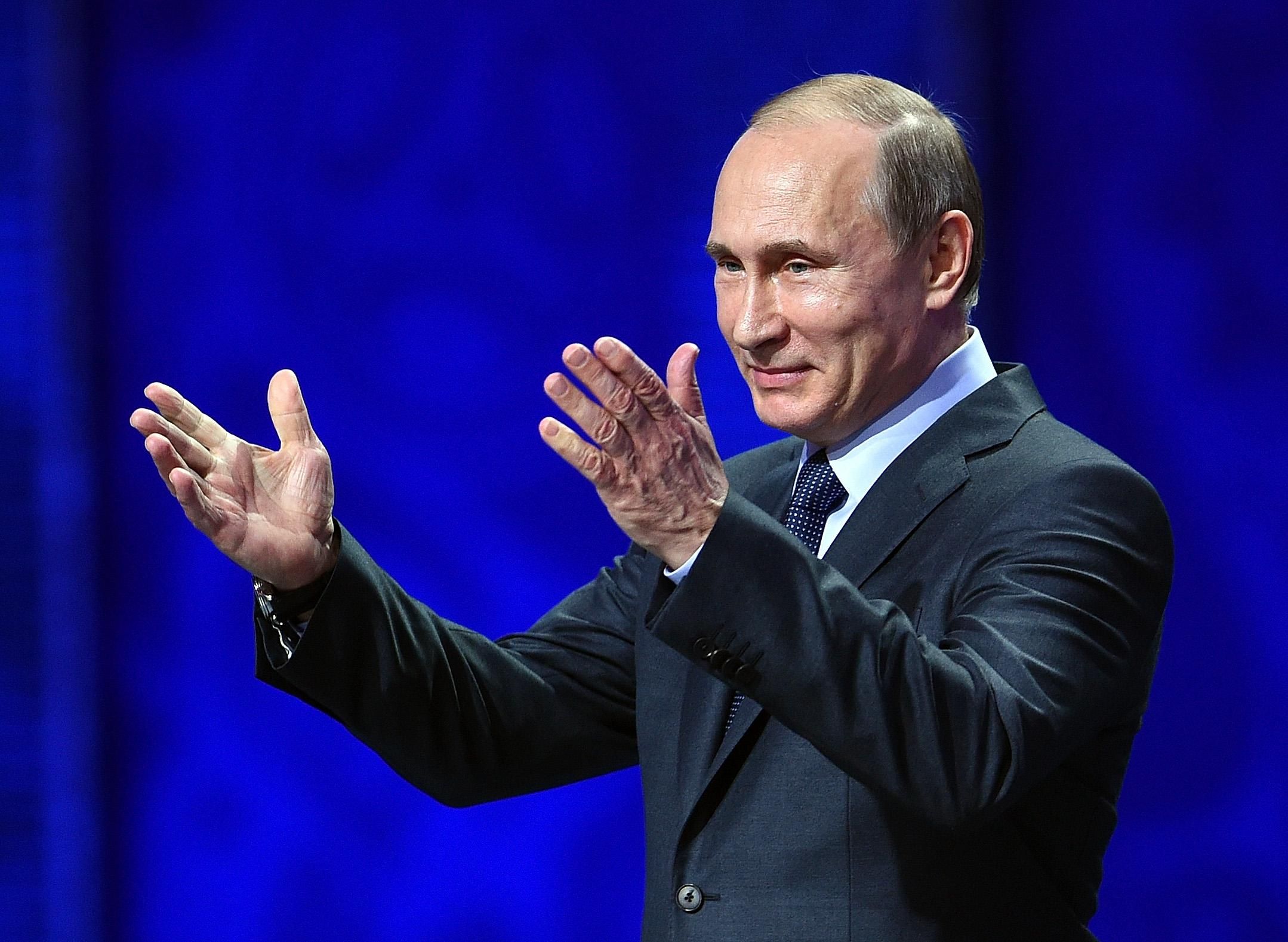 Путин боится "армии, языка, веры"