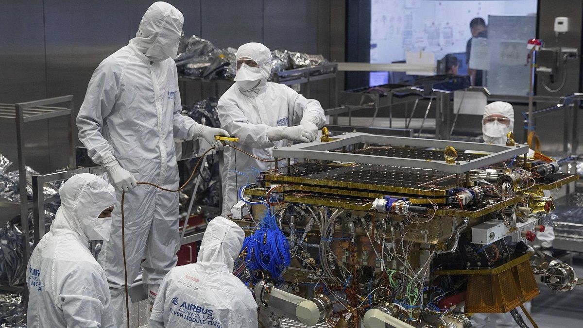 Запуск місії "ЕкзоМарс" перенесли на 2022 рік через коронавірус