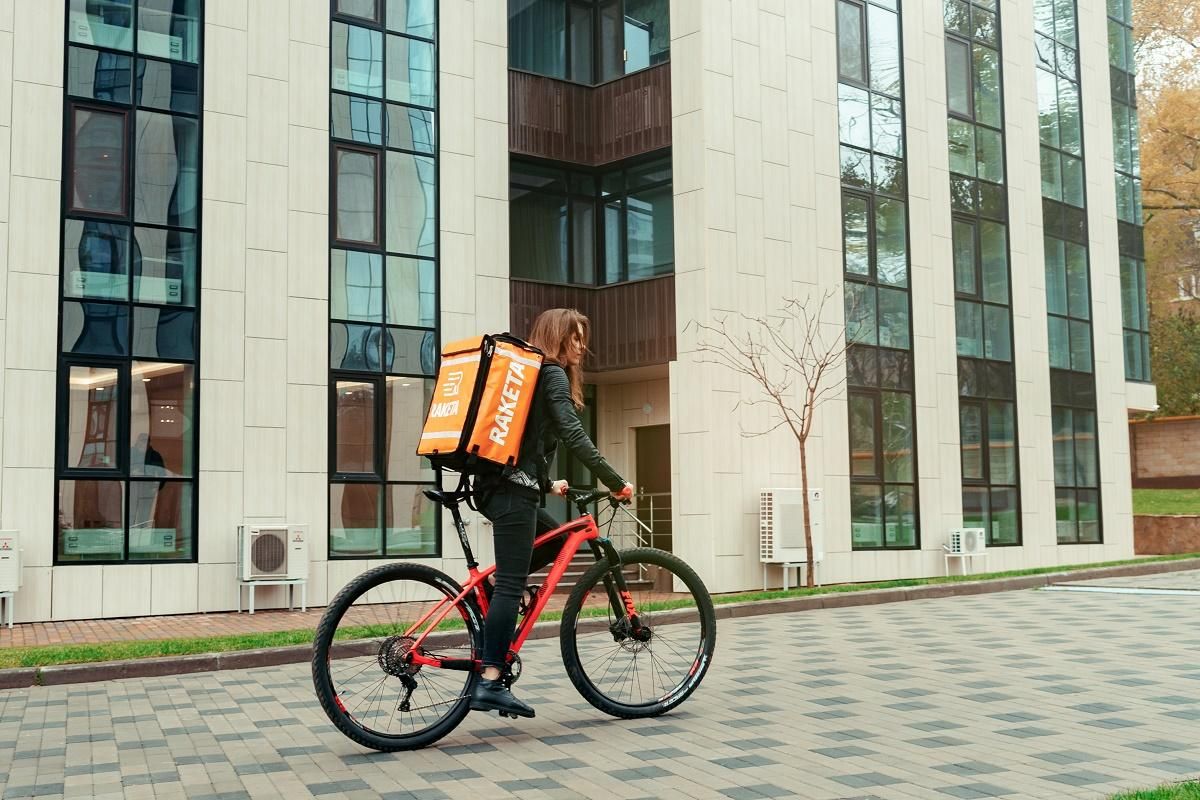 Сервіс Raketa запускає безконтактну доставку Сервіс Raketa запускає безконтактну доставку