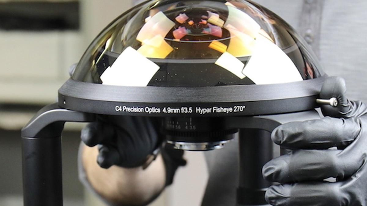Представлен гиперширокоугольний объектив для зеркалки за 39 тысяч долларов Представлен гиперширокоугольний объектив для зеркалки за 39 тысяч долларов