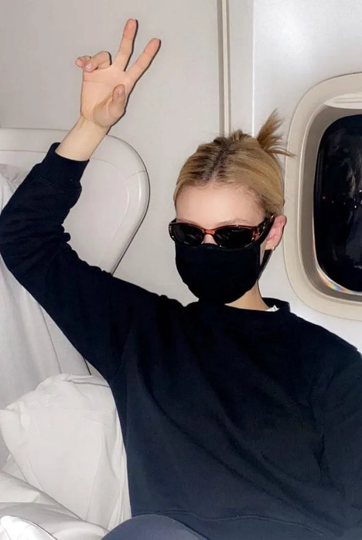 Нікола Пельтц Нікола Пельтц