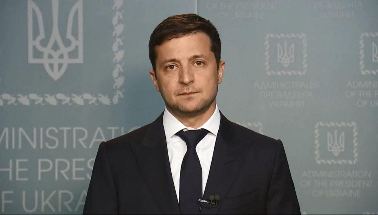 Зеленский рассматривает введение чрезвычайного положения в Украине, – Гончаренко